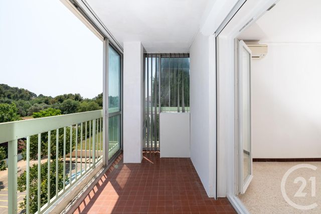 Afficher la photo en grand Appartement F3 à vendre - 3 pièces - 64.32 m2 - LA VALETTE DU VAR - 83 - PROVENCE-ALPES-COTE-D-AZUR - Century 21 Colbert Immobilier