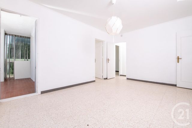 Afficher la photo en grand Appartement F3 à vendre - 3 pièces - 64.32 m2 - LA VALETTE DU VAR - 83 - PROVENCE-ALPES-COTE-D-AZUR - Century 21 Colbert Immobilier