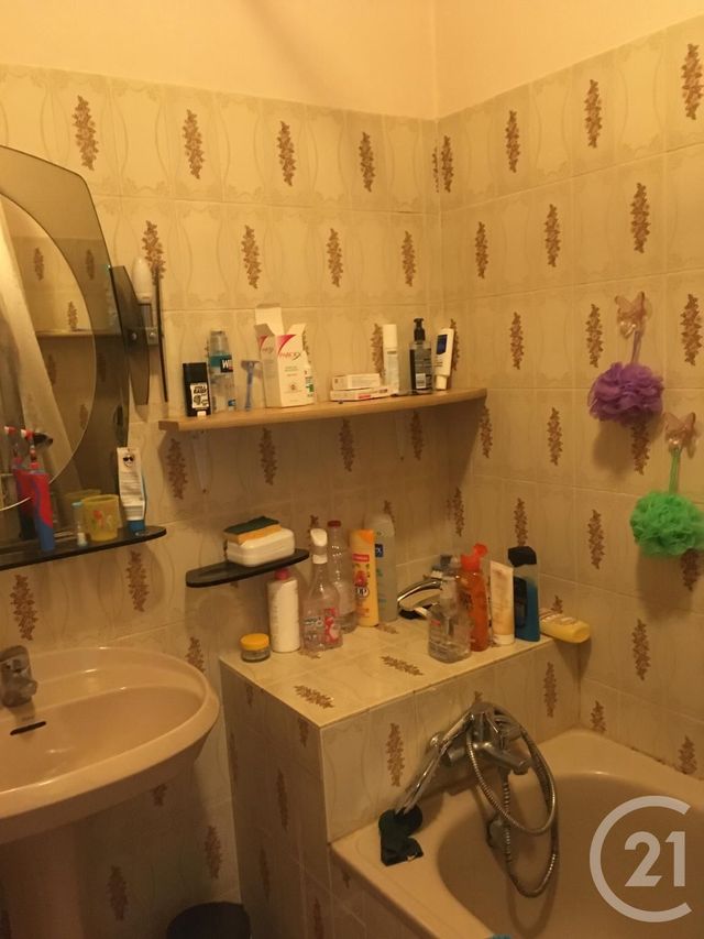 Appartement F3 à vendre - 3 pièces - 72.79 m2 - TOULON - 83 - PROVENCE-ALPES-COTE-D-AZUR - Century 21 Colbert Immobilier Appartement F3 à vendre - 3 pièces - 72.79 m2 - TOULON - 83 - PROVENCE-ALPES-COTE-D-AZUR - Century 21 Colbert Immobilier