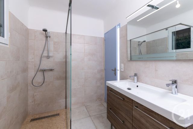 maison à vendre - 3 pièces - 88.43 m2 - LA VALETTE DU VAR - 83 - PROVENCE-ALPES-COTE-D-AZUR - Century 21 Colbert Immobilier maison à vendre - 3 pièces - 88.43 m2 - LA VALETTE DU VAR - 83 - PROVENCE-ALPES-COTE-D-AZUR - Century 21 Colbert Immobilier