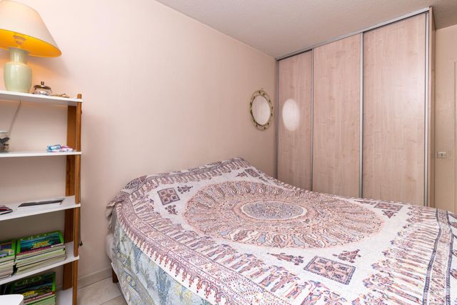Afficher la photo en grand Appartement T4 à vendre - 4 pièces - 78.71 m2 - TOULON - 83 - PROVENCE-ALPES-COTE-D-AZUR - Century 21 Colbert Immobilier