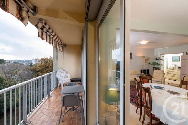 Afficher la photo en grand Appartement T4 à vendre - 4 pièces - 78.71 m2 - TOULON - 83 - PROVENCE-ALPES-COTE-D-AZUR - Century 21 Colbert Immobilier