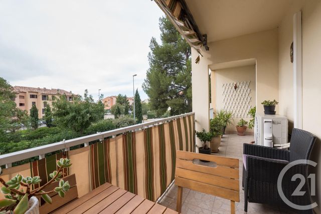 Afficher la photo en grand Appartement F5 à vendre - 5 pièces - 90.04 m2 - LA VALETTE DU VAR - 83 - PROVENCE-ALPES-COTE-D-AZUR - Century 21 Colbert Immobilier