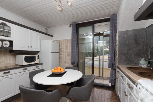 Afficher la photo en grand Appartement F5 à vendre - 5 pièces - 90.04 m2 - LA VALETTE DU VAR - 83 - PROVENCE-ALPES-COTE-D-AZUR - Century 21 Colbert Immobilier