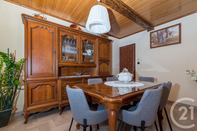 Afficher la photo en grand Appartement F5 à vendre - 5 pièces - 90.04 m2 - LA VALETTE DU VAR - 83 - PROVENCE-ALPES-COTE-D-AZUR - Century 21 Colbert Immobilier