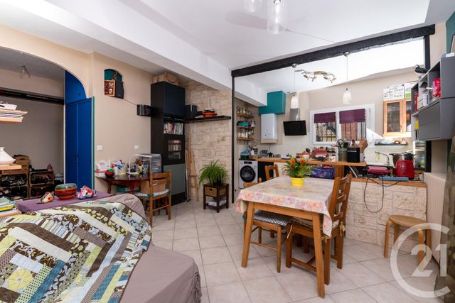 Afficher la photo en grand Appartement F3 à vendre - 3 pièces - 66.07 m2 - LA VALETTE DU VAR - 83 - PROVENCE-ALPES-COTE-D-AZUR - Century 21 Colbert Immobilier