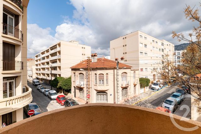 Afficher la photo en grand Appartement F2 à vendre - 2 pièces - 43.69 m2 - TOULON - 83 - PROVENCE-ALPES-COTE-D-AZUR - Century 21 Colbert Immobilier