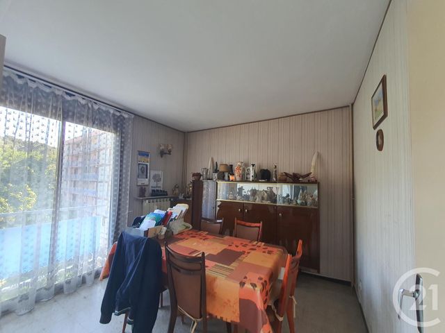 Appartement F4 à vendre - 4 pièces - 80.0 m2 - LA VALETTE DU VAR - 83 - PROVENCE-ALPES-COTE-D-AZUR - Century 21 Colbert Immobilier Appartement F4 à vendre - 4 pièces - 80.0 m2 - LA VALETTE DU VAR - 83 - PROVENCE-ALPES-COTE-D-AZUR - Century 21 Colbert Immobilier