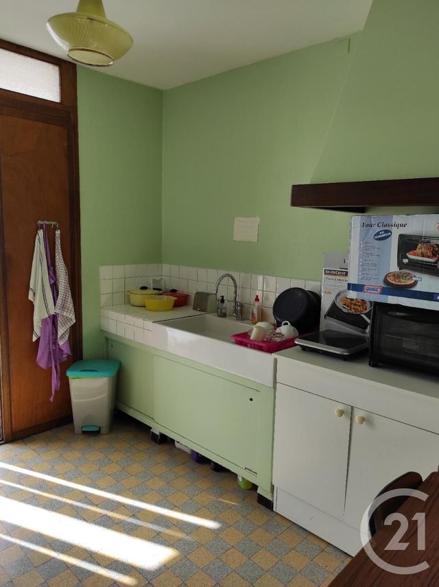 Appartement F4 à vendre - 4 pièces - 80.0 m2 - LA VALETTE DU VAR - 83 - PROVENCE-ALPES-COTE-D-AZUR - Century 21 Colbert Immobilier Appartement F4 à vendre - 4 pièces - 80.0 m2 - LA VALETTE DU VAR - 83 - PROVENCE-ALPES-COTE-D-AZUR - Century 21 Colbert Immobilier