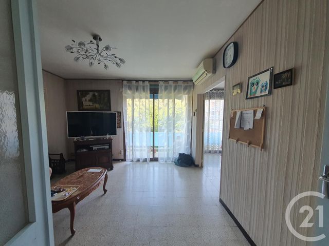 Appartement F4 à vendre - 4 pièces - 80.0 m2 - LA VALETTE DU VAR - 83 - PROVENCE-ALPES-COTE-D-AZUR - Century 21 Colbert Immobilier Appartement F4 à vendre - 4 pièces - 80.0 m2 - LA VALETTE DU VAR - 83 - PROVENCE-ALPES-COTE-D-AZUR - Century 21 Colbert Immobilier