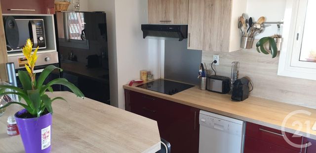 Afficher la photo en grand Appartement F4 à vendre - 4 pièces - 68.84 m2 - LA VALETTE DU VAR - 83 - PROVENCE-ALPES-COTE-D-AZUR - Century 21 Colbert Immobilier