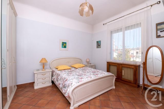 maison à vendre - 7 pièces - 187.42 m2 - LA VALETTE DU VAR - 83 - PROVENCE-ALPES-COTE-D-AZUR - Century 21 Colbert Immobilier maison à vendre - 7 pièces - 187.42 m2 - LA VALETTE DU VAR - 83 - PROVENCE-ALPES-COTE-D-AZUR - Century 21 Colbert Immobilier