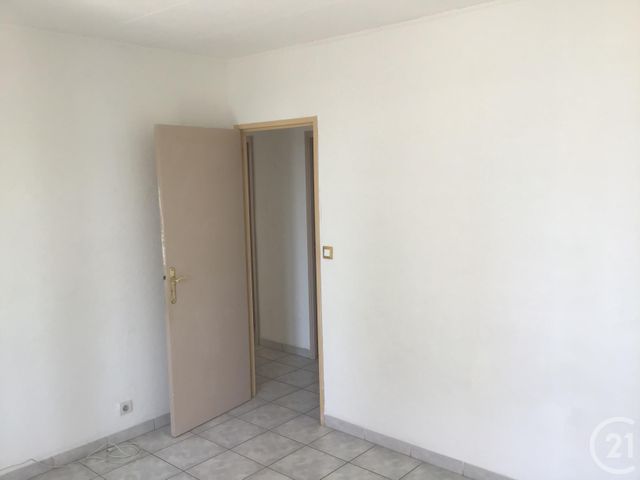 Afficher la photo en grand Appartement T3 à vendre - 3 pièces - 58.18 m2 - LA VALETTE DU VAR - 83 - PROVENCE-ALPES-COTE-D-AZUR - Century 21 Colbert Immobilier