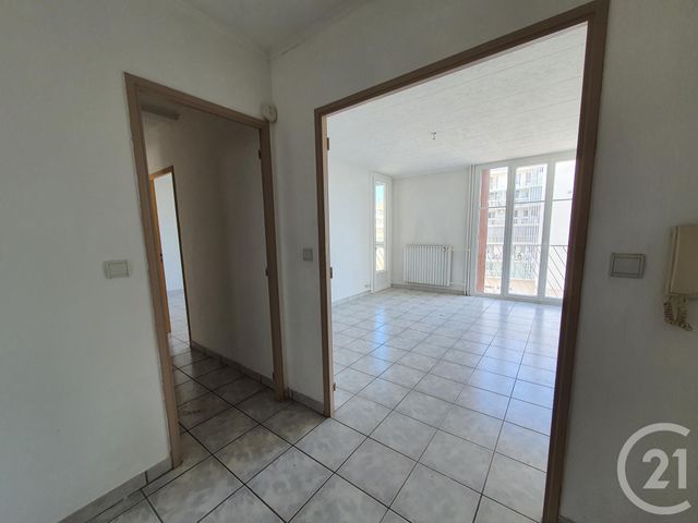 Afficher la photo en grand Appartement T3 à vendre - 3 pièces - 58.18 m2 - LA VALETTE DU VAR - 83 - PROVENCE-ALPES-COTE-D-AZUR - Century 21 Colbert Immobilier