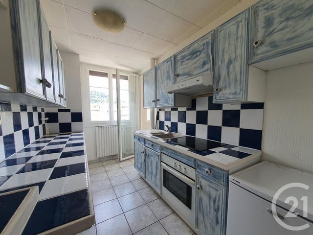 Afficher la photo en grand Appartement T3 à vendre - 3 pièces - 58.18 m2 - LA VALETTE DU VAR - 83 - PROVENCE-ALPES-COTE-D-AZUR - Century 21 Colbert Immobilier