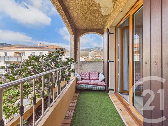 Appartement F3 à vendre - 3 pièces - 72.84 m2 - LA VALETTE DU VAR - 83 - PROVENCE-ALPES-COTE-D-AZUR - Century 21 Colbert Immobilier