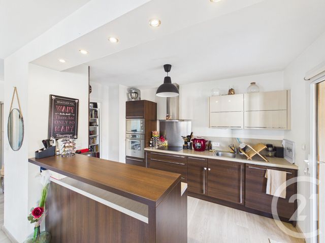 Appartement F3 à vendre - 3 pièces - 72.84 m2 - LA VALETTE DU VAR - 83 - PROVENCE-ALPES-COTE-D-AZUR - Century 21 Colbert Immobilier