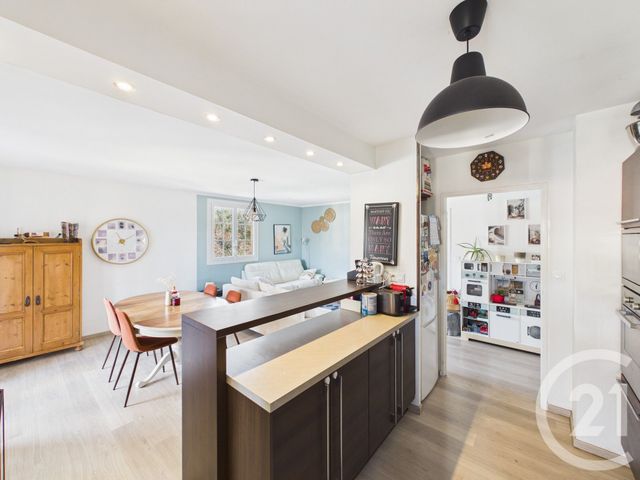 Appartement F3 à vendre - 3 pièces - 72.84 m2 - LA VALETTE DU VAR - 83 - PROVENCE-ALPES-COTE-D-AZUR - Century 21 Colbert Immobilier