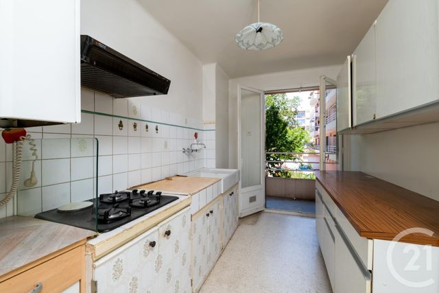 Appartement F4 à vendre - 4 pièces - 70.65 m2 - LA VALETTE DU VAR - 83 - PROVENCE-ALPES-COTE-D-AZUR - Century 21 Colbert Immobilier Appartement F4 à vendre - 4 pièces - 70.65 m2 - LA VALETTE DU VAR - 83 - PROVENCE-ALPES-COTE-D-AZUR - Century 21 Colbert Immobilier