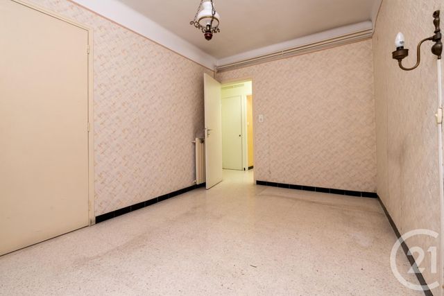 Appartement F4 à vendre - 4 pièces - 70.65 m2 - LA VALETTE DU VAR - 83 - PROVENCE-ALPES-COTE-D-AZUR - Century 21 Colbert Immobilier Appartement F4 à vendre - 4 pièces - 70.65 m2 - LA VALETTE DU VAR - 83 - PROVENCE-ALPES-COTE-D-AZUR - Century 21 Colbert Immobilier