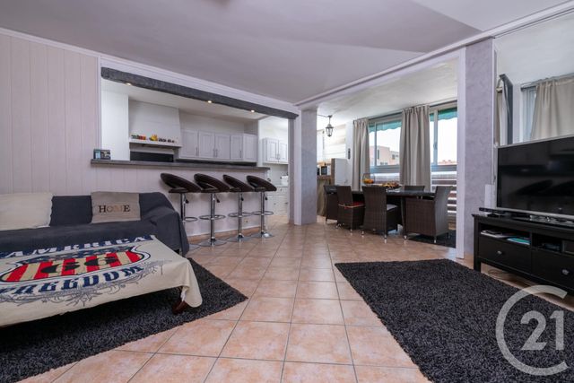 Afficher la photo en grand Appartement F3 à vendre - 3 pièces - 64.19 m2 - LA VALETTE DU VAR - 83 - PROVENCE-ALPES-COTE-D-AZUR - Century 21 Colbert Immobilier