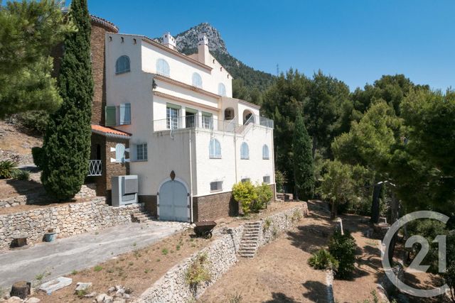 maison à vendre - 8 pièces - 313.45 m2 - LA VALETTE DU VAR - 83 - PROVENCE-ALPES-COTE-D-AZUR - Century 21 Colbert Immobilier maison à vendre - 8 pièces - 313.45 m2 - LA VALETTE DU VAR - 83 - PROVENCE-ALPES-COTE-D-AZUR - Century 21 Colbert Immobilier