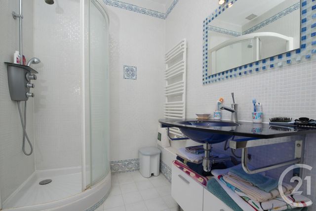 maison à vendre - 8 pièces - 313.45 m2 - LA VALETTE DU VAR - 83 - PROVENCE-ALPES-COTE-D-AZUR - Century 21 Colbert Immobilier maison à vendre - 8 pièces - 313.45 m2 - LA VALETTE DU VAR - 83 - PROVENCE-ALPES-COTE-D-AZUR - Century 21 Colbert Immobilier