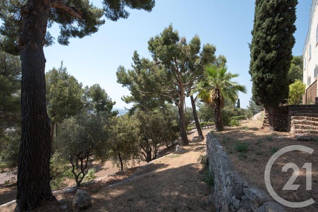 maison à vendre - 8 pièces - 313.45 m2 - LA VALETTE DU VAR - 83 - PROVENCE-ALPES-COTE-D-AZUR - Century 21 Colbert Immobilier maison à vendre - 8 pièces - 313.45 m2 - LA VALETTE DU VAR - 83 - PROVENCE-ALPES-COTE-D-AZUR - Century 21 Colbert Immobilier