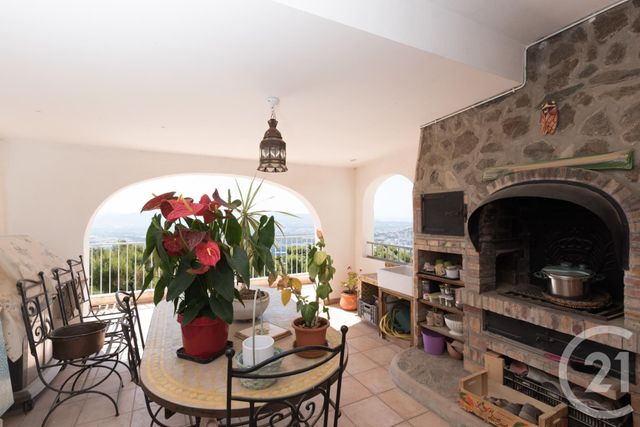maison à vendre - 8 pièces - 313.45 m2 - LA VALETTE DU VAR - 83 - PROVENCE-ALPES-COTE-D-AZUR - Century 21 Colbert Immobilier maison à vendre - 8 pièces - 313.45 m2 - LA VALETTE DU VAR - 83 - PROVENCE-ALPES-COTE-D-AZUR - Century 21 Colbert Immobilier