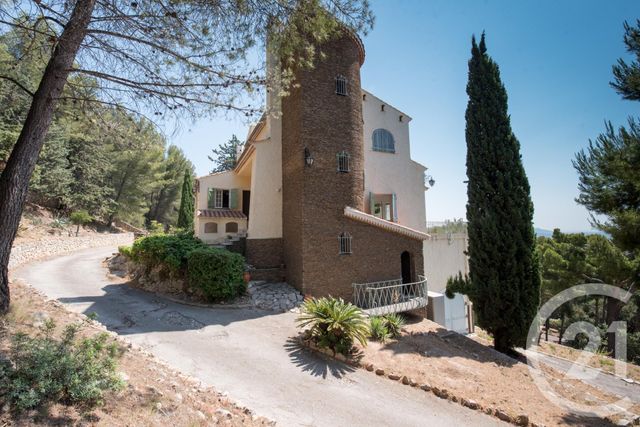 maison à vendre - 8 pièces - 313.45 m2 - LA VALETTE DU VAR - 83 - PROVENCE-ALPES-COTE-D-AZUR - Century 21 Colbert Immobilier maison à vendre - 8 pièces - 313.45 m2 - LA VALETTE DU VAR - 83 - PROVENCE-ALPES-COTE-D-AZUR - Century 21 Colbert Immobilier