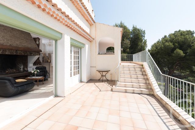 maison à vendre - 8 pièces - 313.45 m2 - LA VALETTE DU VAR - 83 - PROVENCE-ALPES-COTE-D-AZUR - Century 21 Colbert Immobilier maison à vendre - 8 pièces - 313.45 m2 - LA VALETTE DU VAR - 83 - PROVENCE-ALPES-COTE-D-AZUR - Century 21 Colbert Immobilier