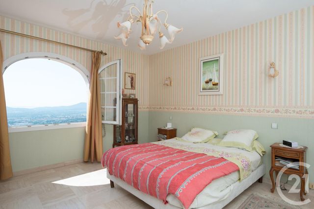 maison à vendre - 8 pièces - 313.45 m2 - LA VALETTE DU VAR - 83 - PROVENCE-ALPES-COTE-D-AZUR - Century 21 Colbert Immobilier maison à vendre - 8 pièces - 313.45 m2 - LA VALETTE DU VAR - 83 - PROVENCE-ALPES-COTE-D-AZUR - Century 21 Colbert Immobilier