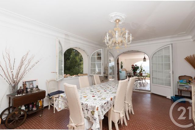 maison à vendre - 8 pièces - 313.45 m2 - LA VALETTE DU VAR - 83 - PROVENCE-ALPES-COTE-D-AZUR - Century 21 Colbert Immobilier maison à vendre - 8 pièces - 313.45 m2 - LA VALETTE DU VAR - 83 - PROVENCE-ALPES-COTE-D-AZUR - Century 21 Colbert Immobilier