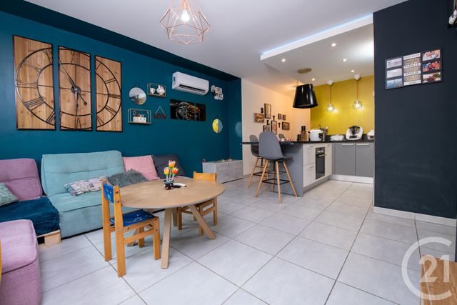 Afficher la photo en grand Appartement F3 à vendre - 3 pièces - 56.87 m2 - LA VALETTE DU VAR - 83 - PROVENCE-ALPES-COTE-D-AZUR - Century 21 Colbert Immobilier