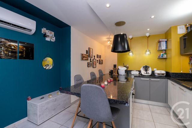 Afficher la photo en grand Appartement F3 à vendre - 3 pièces - 56.87 m2 - LA VALETTE DU VAR - 83 - PROVENCE-ALPES-COTE-D-AZUR - Century 21 Colbert Immobilier