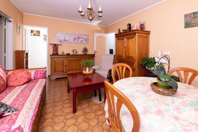 Afficher la photo en grand Appartement T3 à vendre - 3 pièces - 64.32 m2 - LA VALETTE DU VAR - 83 - PROVENCE-ALPES-COTE-D-AZUR - Century 21 Colbert Immobilier