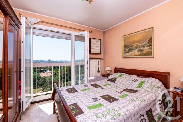 Afficher la photo en grand Appartement T3 à vendre - 3 pièces - 64.32 m2 - LA VALETTE DU VAR - 83 - PROVENCE-ALPES-COTE-D-AZUR - Century 21 Colbert Immobilier
