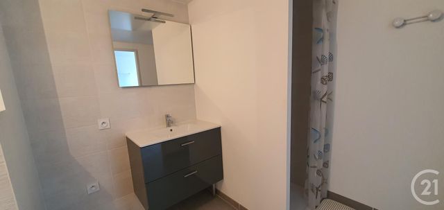 Afficher la photo en grand Appartement F2 à vendre - 2 pièces - 37.0 m2 - TOULON - 83 - PROVENCE-ALPES-COTE-D-AZUR - Century 21 Colbert Immobilier