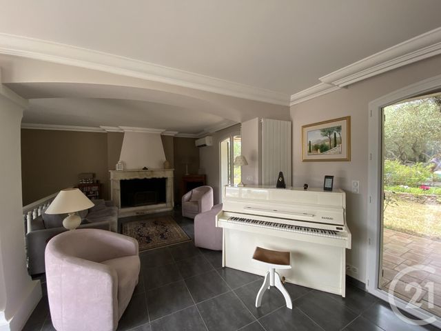 Afficher la photo en grand maison à vendre - 8 pièces - 212.33 m2 - LE REVEST LES EAUX - 83 - PROVENCE-ALPES-COTE-D-AZUR - Century 21 Colbert Immobilier