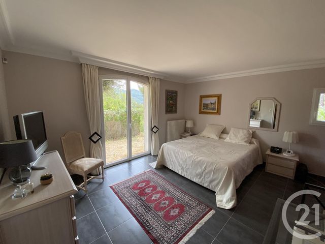 Afficher la photo en grand maison à vendre - 8 pièces - 212.33 m2 - LE REVEST LES EAUX - 83 - PROVENCE-ALPES-COTE-D-AZUR - Century 21 Colbert Immobilier