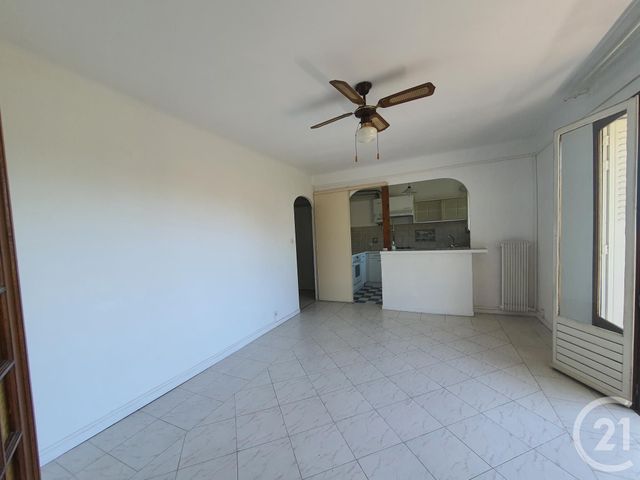 Afficher la photo en grand Appartement F4 à vendre - 4 pièces - 66.05 m2 - LA VALETTE DU VAR - 83 - PROVENCE-ALPES-COTE-D-AZUR - Century 21 Colbert Immobilier