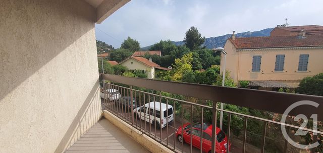 Afficher la photo en grand Appartement F3 à vendre - 3 pièces - 81.8 m2 - LA VALETTE DU VAR - 83 - PROVENCE-ALPES-COTE-D-AZUR - Century 21 Colbert Immobilier