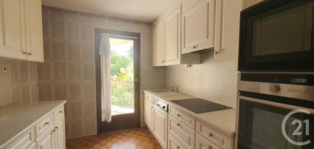 Afficher la photo en grand Appartement F3 à vendre - 3 pièces - 81.8 m2 - LA VALETTE DU VAR - 83 - PROVENCE-ALPES-COTE-D-AZUR - Century 21 Colbert Immobilier
