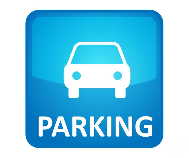 parking - LA GARDE - 83