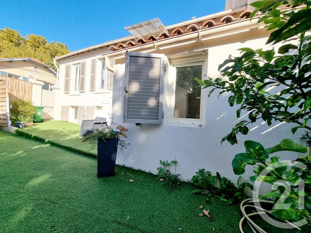 maison - TOULON - 83