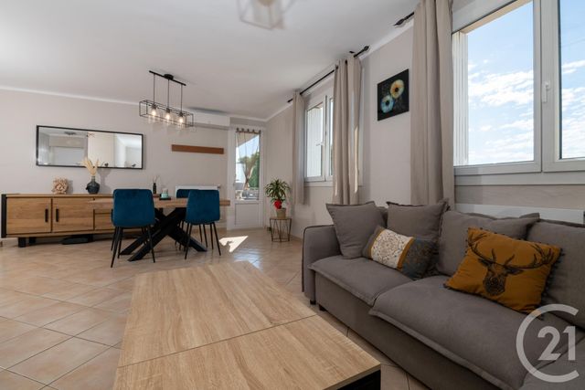 Appartement T4 à vendre - 4 pièces - 64.84 m2 - LA VALETTE DU VAR - 83 - PROVENCE-ALPES-COTE-D-AZUR - Century 21 Colbert Immobilier