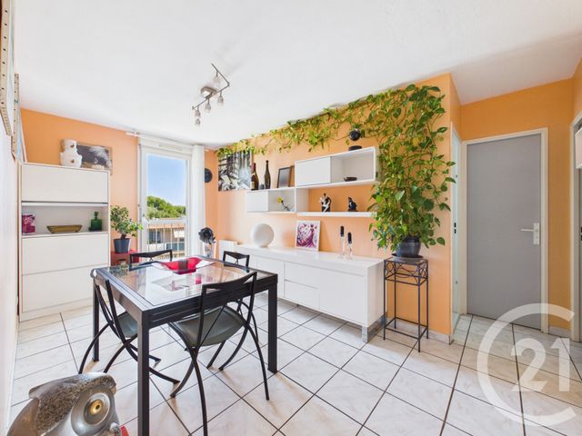 Appartement F4 à vendre - 4 pièces - 84.97 m2 - LA VALETTE DU VAR - 83 - PROVENCE-ALPES-COTE-D-AZUR - Century 21 Colbert Immobilier