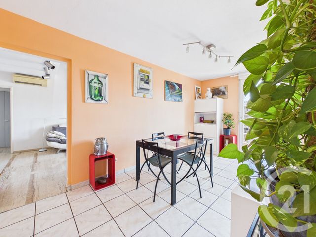 Appartement F4 à vendre - 4 pièces - 84.97 m2 - LA VALETTE DU VAR - 83 - PROVENCE-ALPES-COTE-D-AZUR - Century 21 Colbert Immobilier