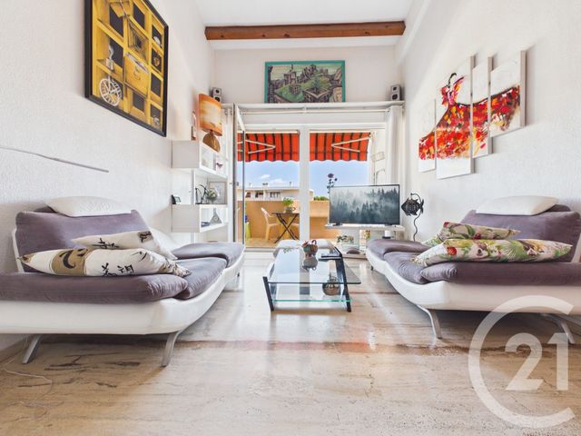 Appartement F4 à vendre - 4 pièces - 84.97 m2 - LA VALETTE DU VAR - 83 - PROVENCE-ALPES-COTE-D-AZUR - Century 21 Colbert Immobilier