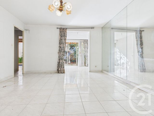 Appartement F3 bis à vendre - 4 pièces - 60.53 m2 - LA VALETTE DU VAR - 83 - PROVENCE-ALPES-COTE-D-AZUR - Century 21 Colbert Immobilier